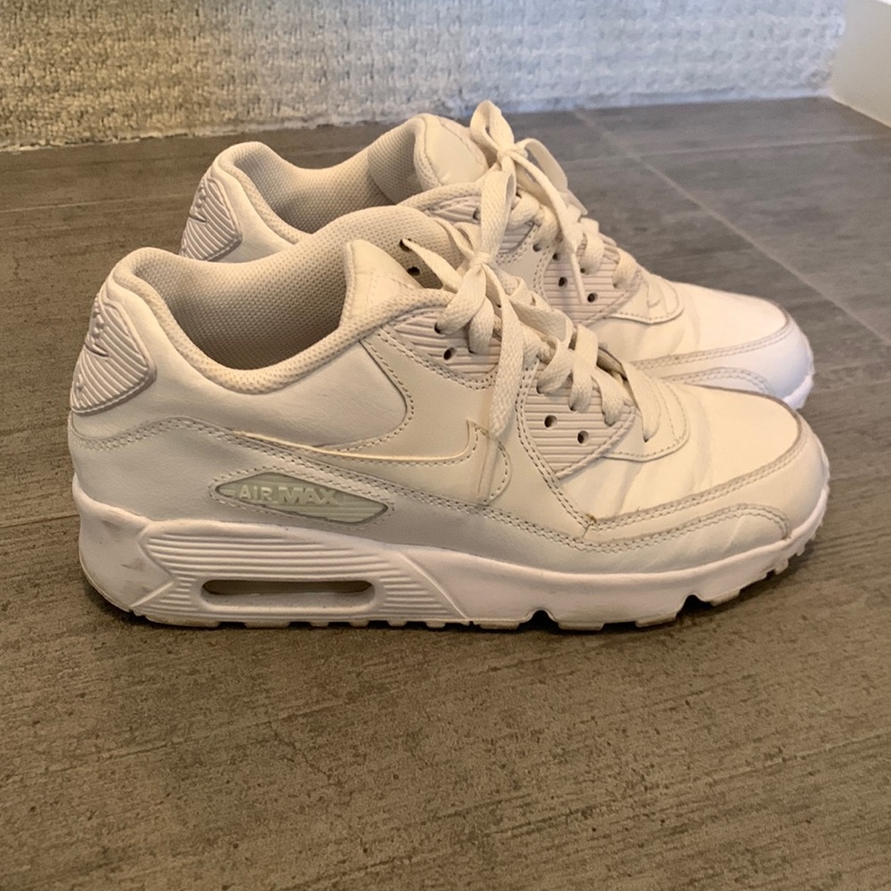 White Airmax 90 Women’s